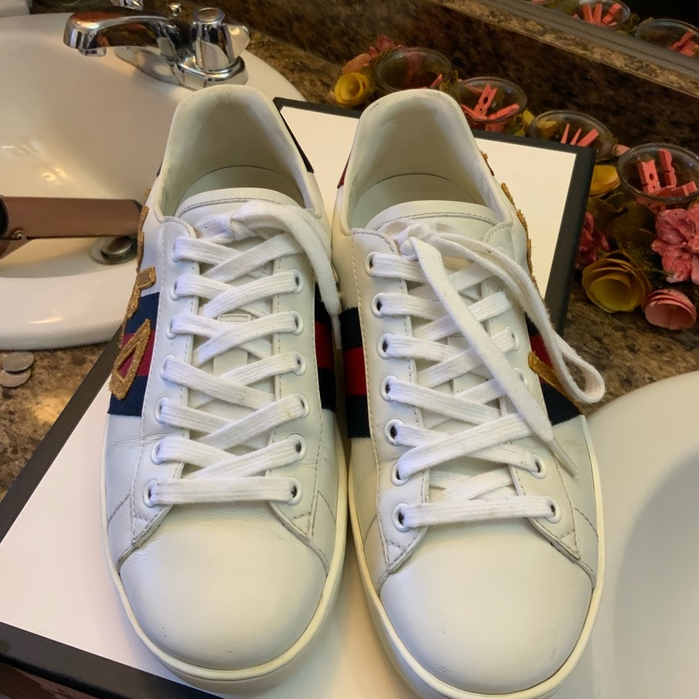 Gucci tennis shoes